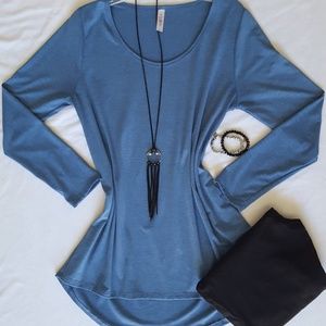 Large Lularoe Lynnae.  Slate blue marbled